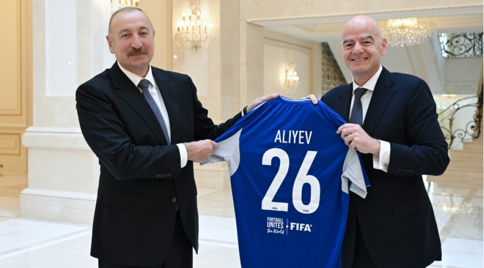prezident-ilham-eliyev-fifa-nin-prezidentini-qebul-edib-foto