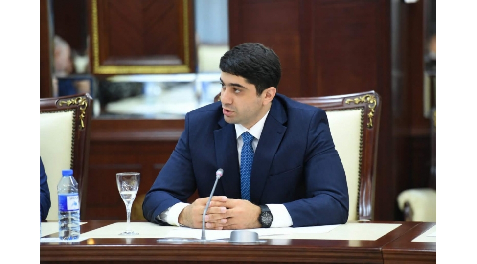 parlament-fealiyyeti-yalniz-qanun-layihelerinin-muzakiresi-ve-sesvermeden-ibaret-deyil