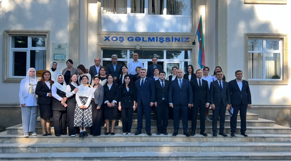 mezahir-efendiyev-agdashda-mektebleri-ziyaret-edib-tehsil-ishchileri-ziyalilarla-gorushler-kechirib