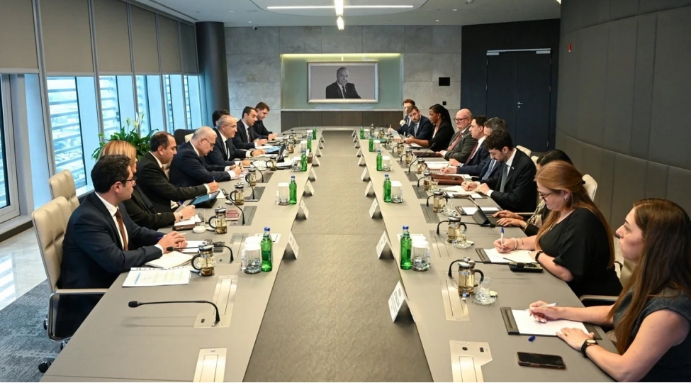 azerbaycan-ve-boyuk-britaniya-reqemsal-iqtisadiyyat-sahesinde-emekdashligi-genishlendirmeyi-planlashdirir