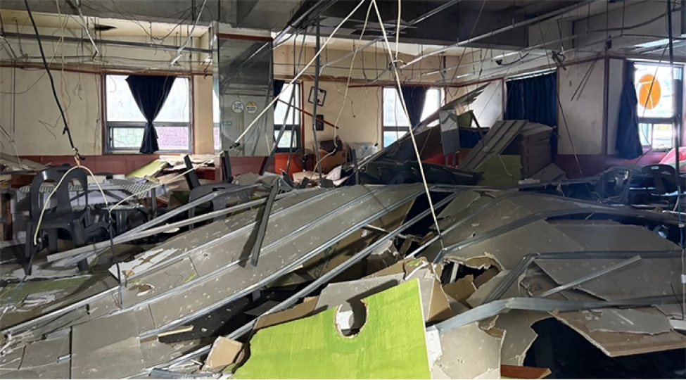 cenubi-koreyada-ticaret-merkezinin-tavani-chokub-40-a-yaxin-zerercheken-var