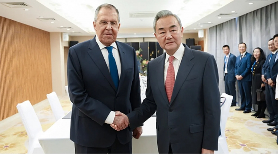 lavrov-ve-van-i-aqem-cherchivesinde-emekdashligi-muzakire-edibler