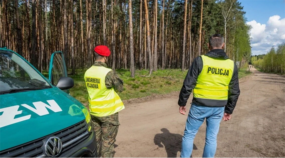 polshada-baltik-denizi-chimerliyinde-namelum-uchush-aparatinin-qaliqlari-ashkarlanib