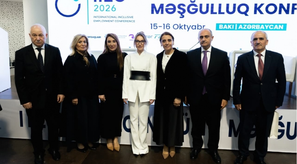 alyona-eliyeva-bakida-kechirilen-i-beynelxalq-inkluziv-meshgulluq-konfransindan-goruntuler-paylashib