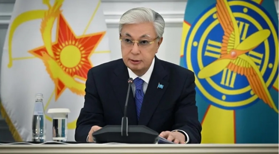toxayev-qazaxistan-silahli-quvvelerinin-hazirliginin-artirilmasi-ile-bagli-tapshiriqlar-verib