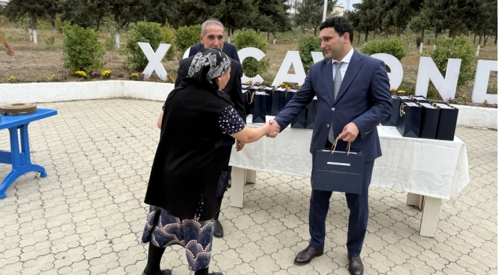 xocavende-kochen-ailelere-evlerinin-acharlari-teqdim-olunub