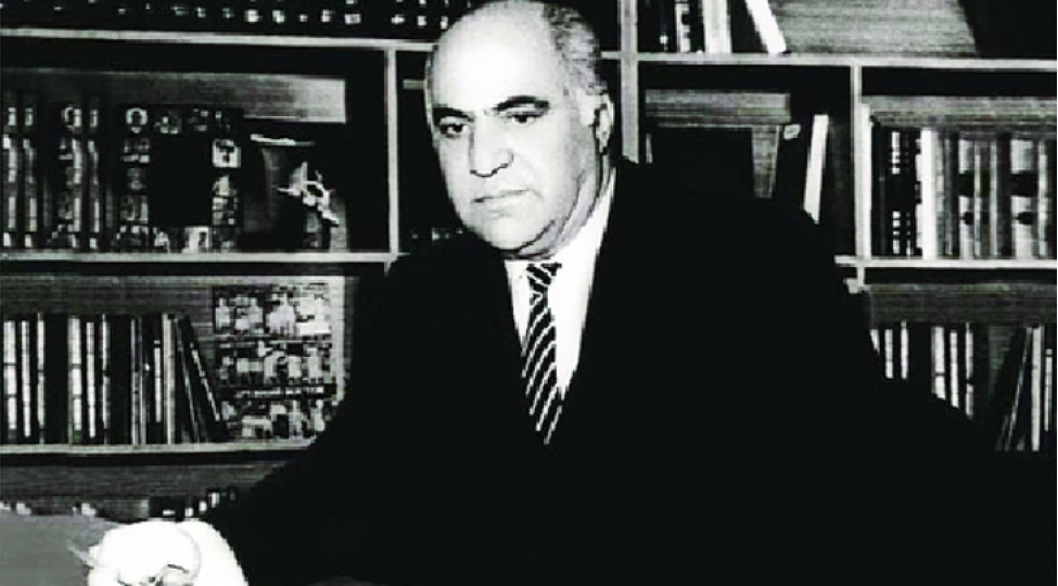 adini-tariximize-yazmish-ziyali
