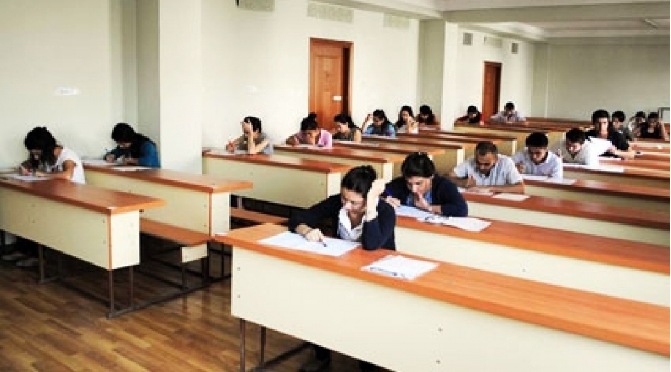 dovlet-qulluguna-qebul-uchun-test-imtahani-kechirilecek