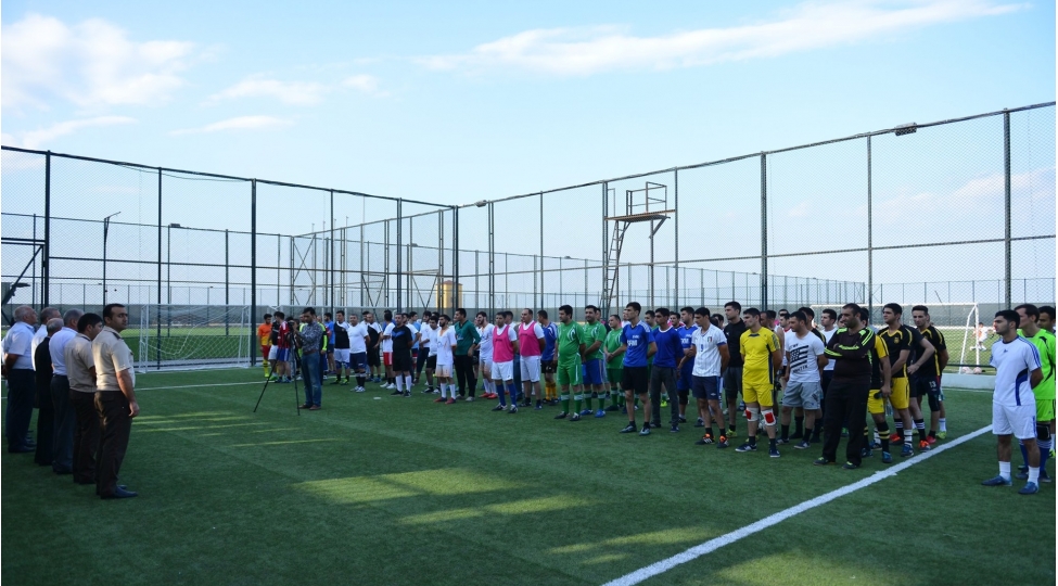 azerikimya-ib-de-esrin-muqavilesinin-25-illiyine-hesr-olunmush-mini-futbol-turniri-basha-chatib