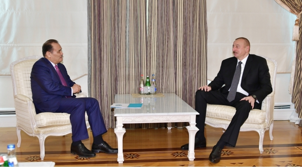 prezident-bash-katib-bagdad-amreyevi-qebul-edib