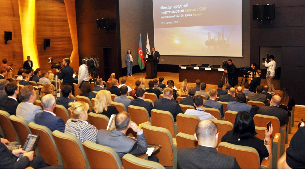 bakida-sap-energy-forumu-oz-ishine-bashladi