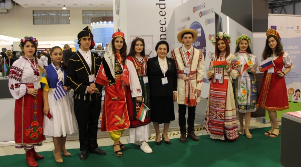 bsu-13-cu-azerbaycan-beynelxalq-tehsil-sergisinde-temsil-olunur