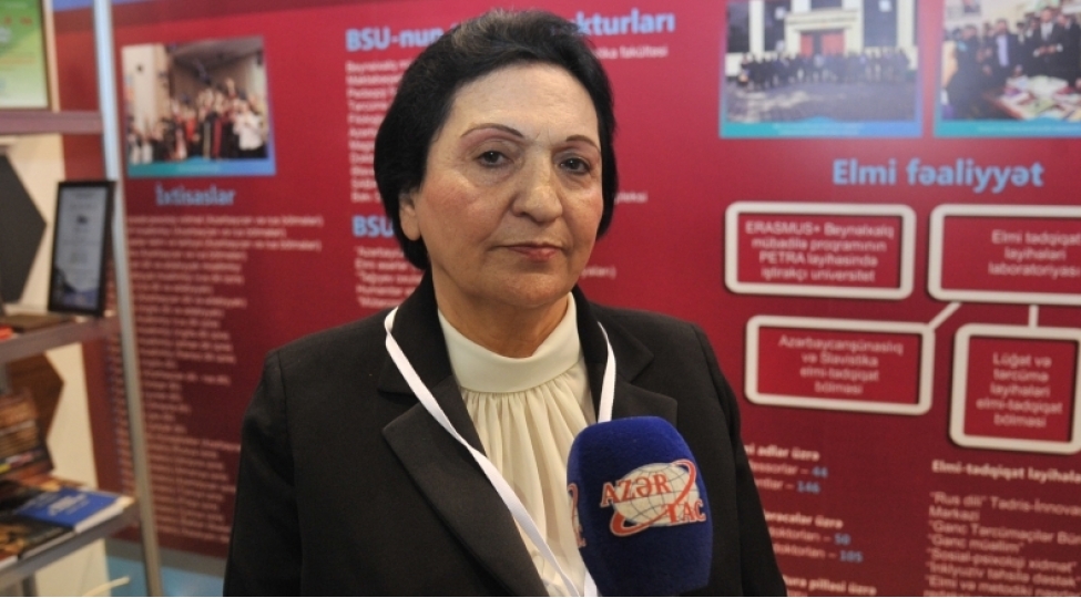 sergide-ziyaretchilere-universitetimiz-haqinda-dolgun-informasiyalar-verilir