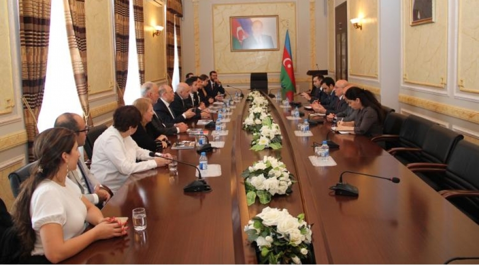 mubariz-qurbanli-azerbaycanda-7-sinaqoq-fealiyyet-gosterir