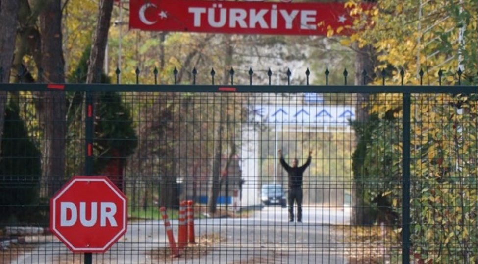 turkiye-ishid-silahlilarinin-deportasiyasini-davam-etdirecek
