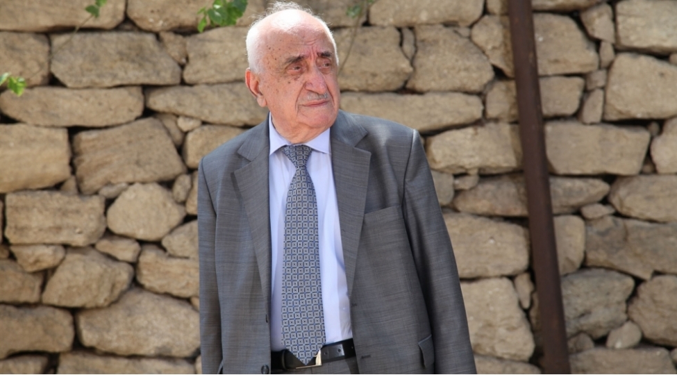 akademik-xoshbext-yusifzadenin-adi-gemiye-ve-mektebe-verilecek