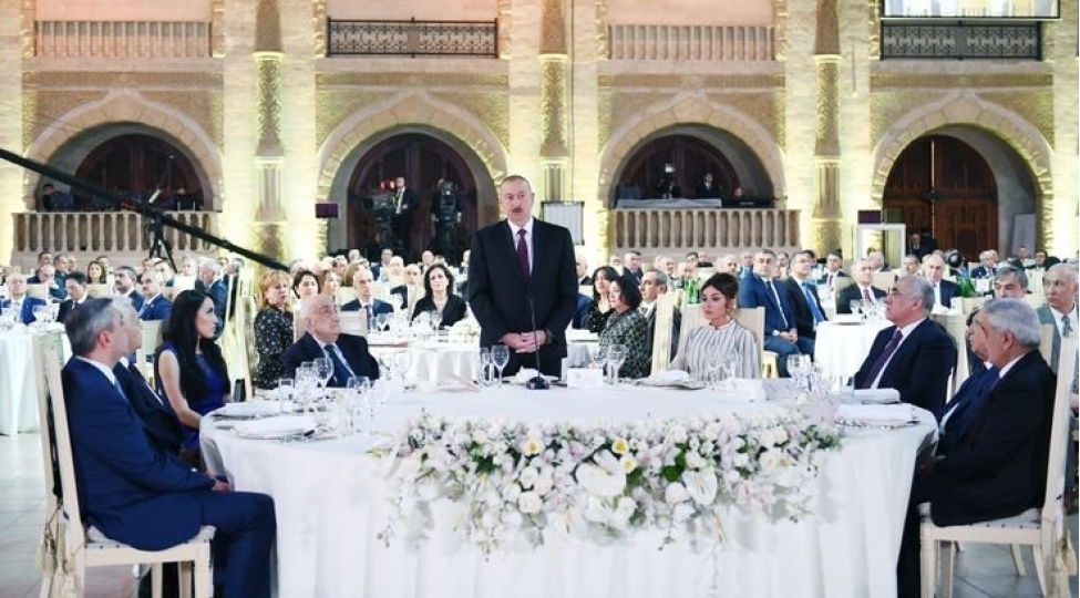 azeri-chiraq-guneshlinin-musteqillik-dovrunde-ishlenilmesi-tarixi-hadisedir