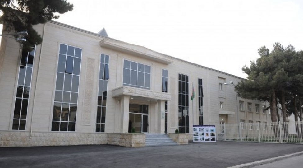 bakida-mektebin-sinif-otaqlarina-aprel-shehidlerinin-adi-verilib