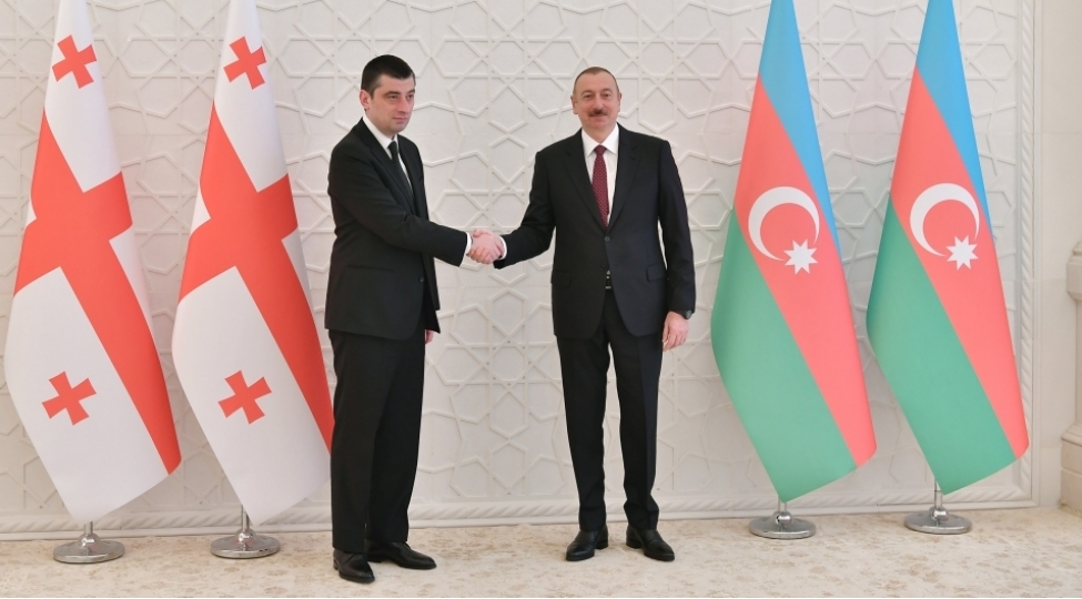 gurcustanin-bash-naziri-ilham-eliyeve-telefonla-zeng-edib