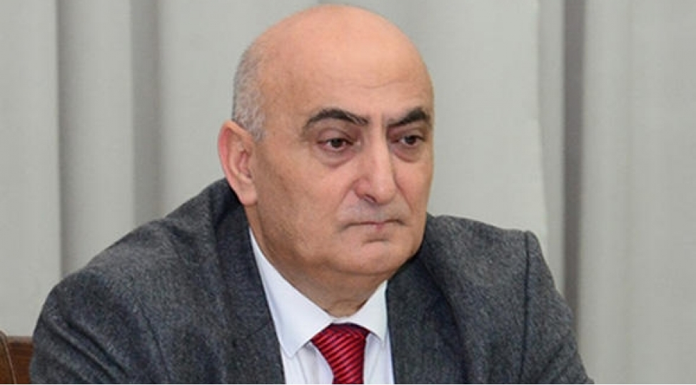 pashinyan-azerbaycan-prezidentinin-yaninda-aciz-gorunurdu
