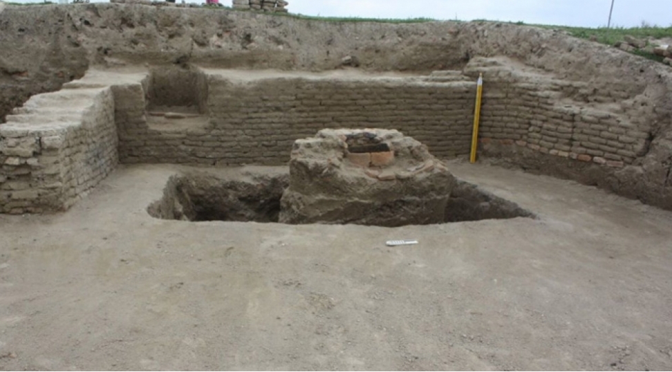 qiziltepe-abidesinde-arxeoloji-tedqiqat-ishleri-aparilib