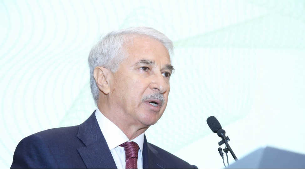 sahib-elekberov-ishchiler-bizden-tez-gedib-teleb-edirler-ki-maashlarimizi-verin