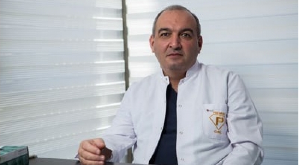 azerbaycanda-hekim-koronavirusdan-vefat-etdi