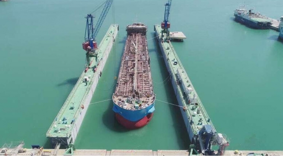 azerbaycan-istehsali-olan-ikinci-tanker-suya-salindi-foto
