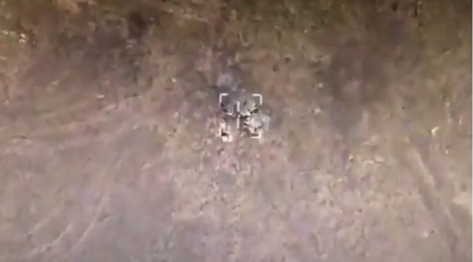 dushmenin-berde-ve-terteri-ateshe-tutan-qradi-mehv-edildi-video