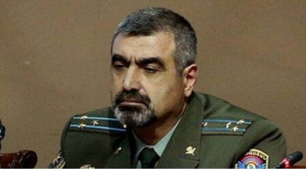 ermenistan-serhed-qoshunlarinin-komandani-vezifesinden-azad-edildi
