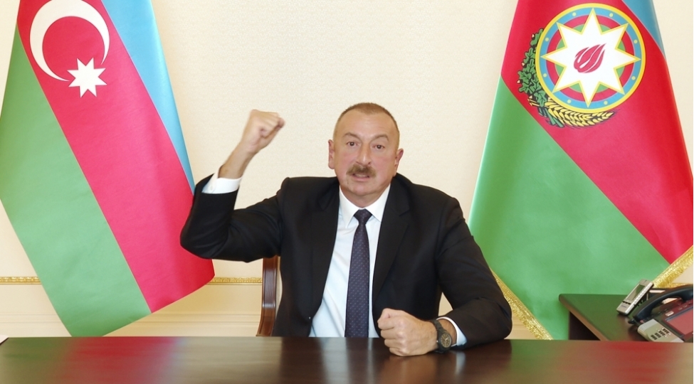 zefer-xronikasi-18-oktyabr-2020-ci-il-prezident-ilham-eliyev-xudaferin-korpusunun-uzerinde-azerbaycan-bayraginin-qaldirildigini-achiqlayib