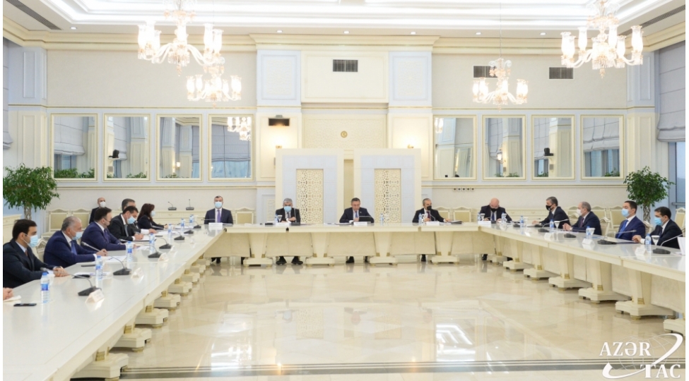 milli-meclisin-komitelerinde-2021-ci-ilin-dovlet-budcesinin-muzakirelerine-bashlanilib