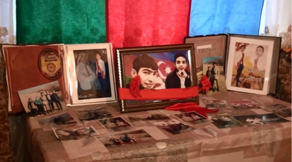 veten-muharibesinde-shehid-olan-iki-dost