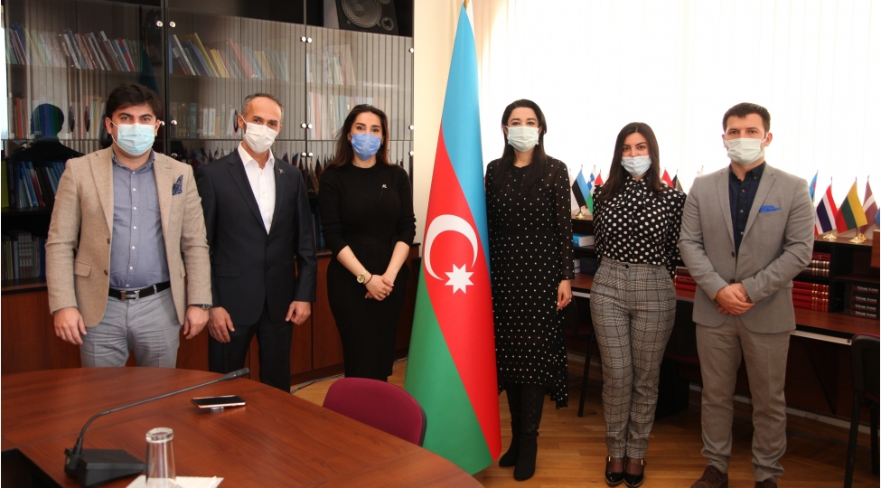 ombudsman-sebine-eliyeva-hekimlerle-gorub