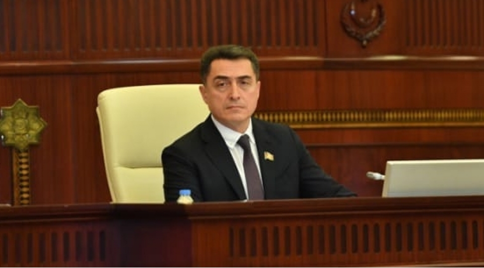 her-kes-oz-soyadinin-sonlugunu-milli-sonluqla-evez-ede-biler