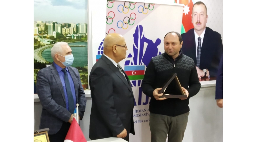 veten-muharibesinde-ishtirak-etmish-media-numayendeleri-teltif-olunublar-foto