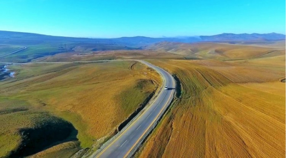 erebqedim-goydere-yolu-yeniden-quruldu-foto