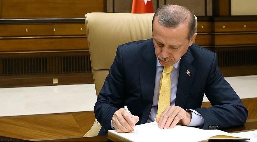 erdogan-azerbaycan-mensheli-mallarin-idxalinda-tarif-kvotasinin-tetbiq-edilmesi-haqqinda-senede-duzelishi-imzalayib