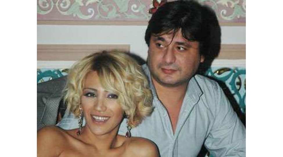 roya-her-kes-dedi-ki-men-onunla-evli-ola-ola-gorushmushem
