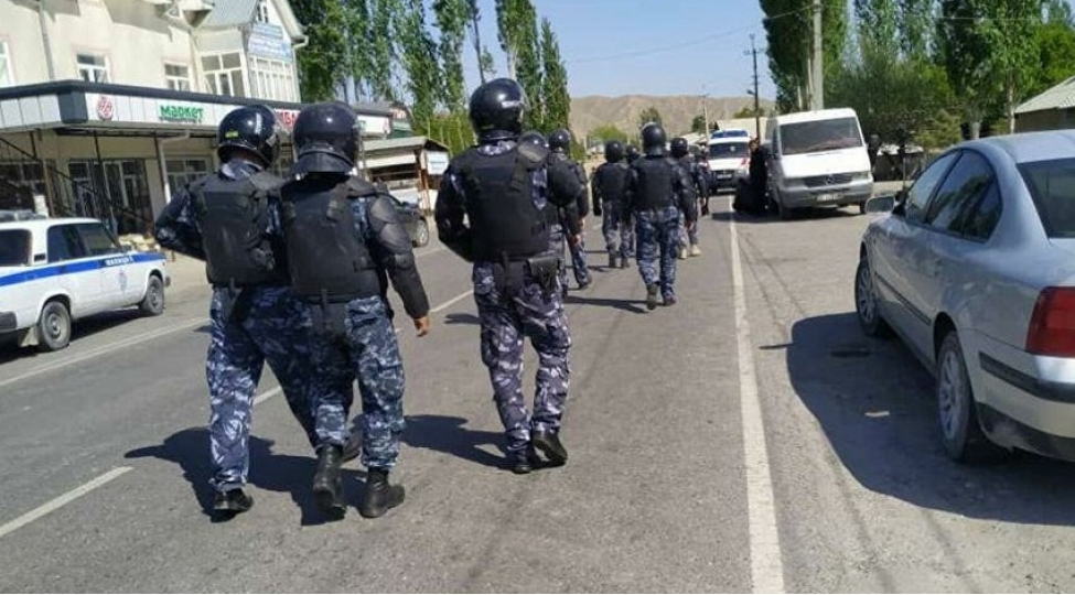 qirgizistan-tacikistanin-serhed-postunu-ele-kechirib