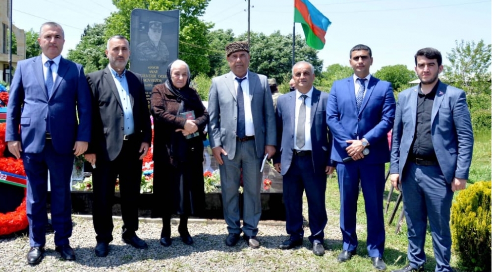 masallida-shehid-mayor-anar-novruzovun-ad-gunu-qeyd-olunub-foto
