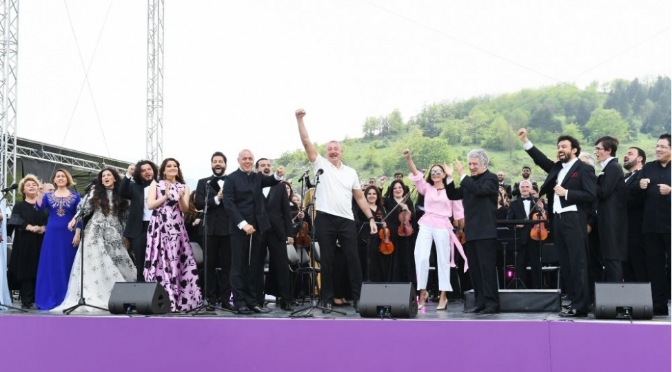 prezident-ilham-eliyev-cidir-duzunde-bir-daha-qarabag-azerbaycandir-dedi-video