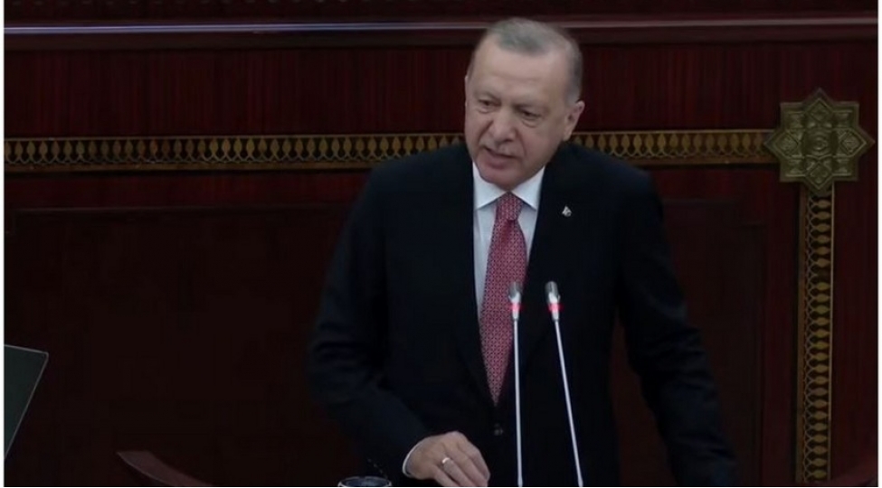 erdogan-parlamentde-chixish-edib-video