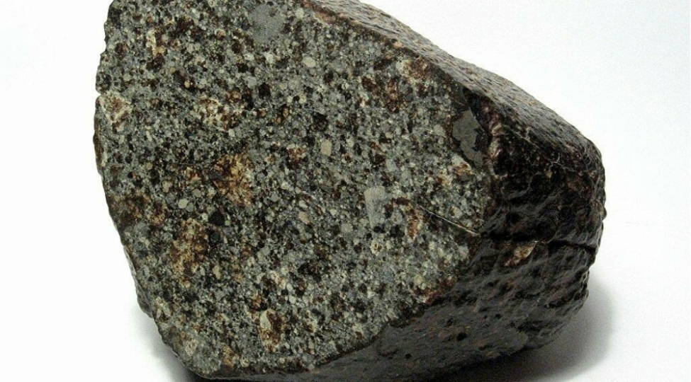 en-qedim-meteorit-tapilib