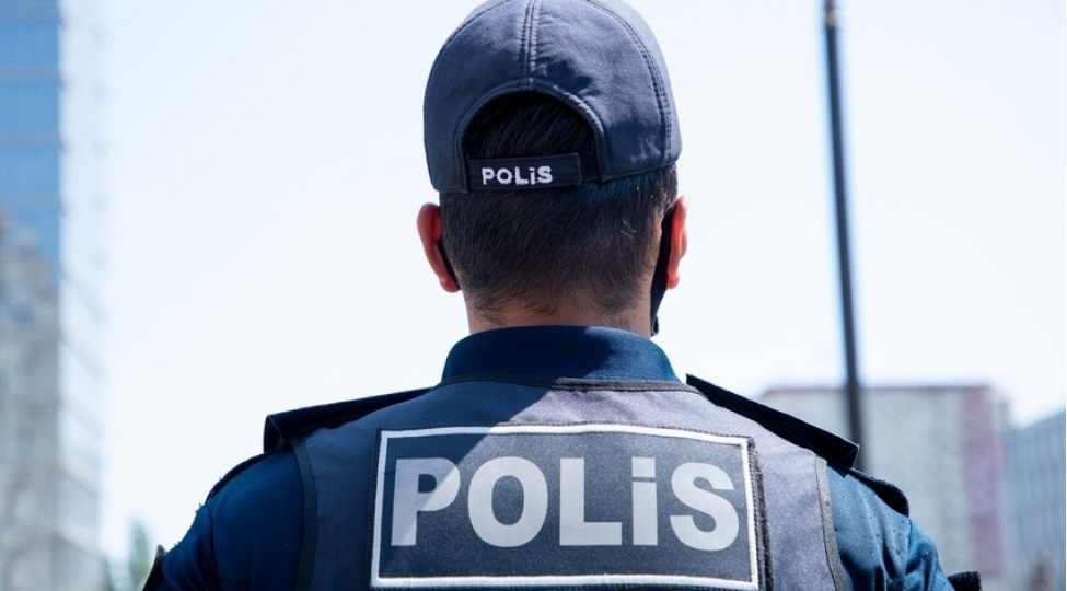 tovuzda-koronavirus-xestesi-olan-ana-ve-ogul-ictimai-yerde-saxlanilib