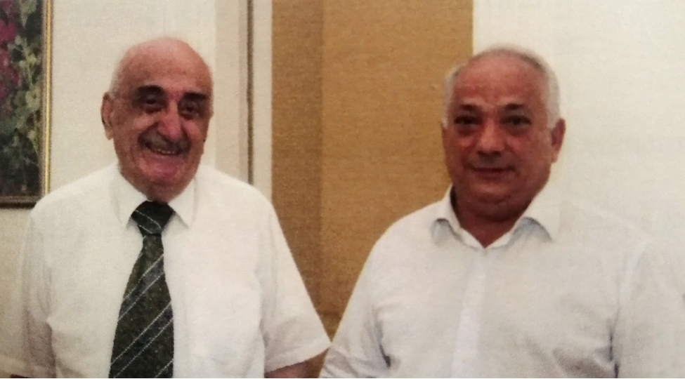 alimin-neft-elmine-boyuk-tohfesi-fotolar