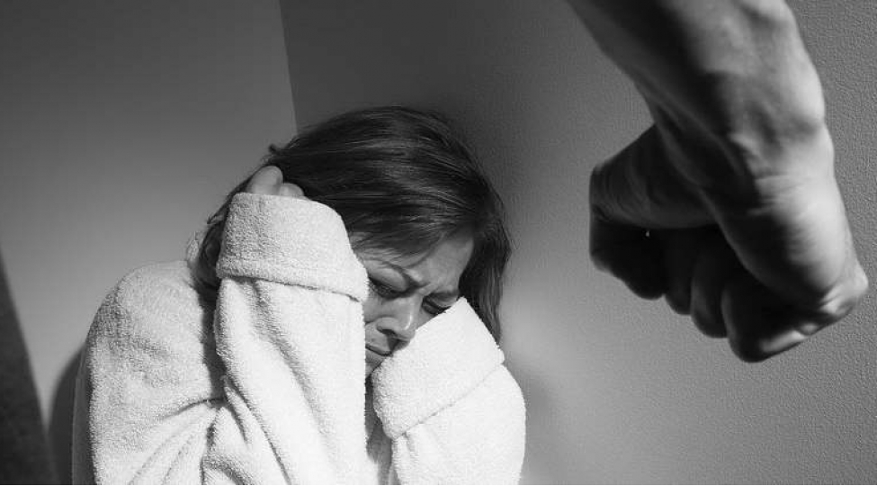 meishet-zorakiligi-hallari-niye-choxalib-beziqadinlar-urekleri-ne-istese-etmeyi-azadliq-kimi-qebul-edirler