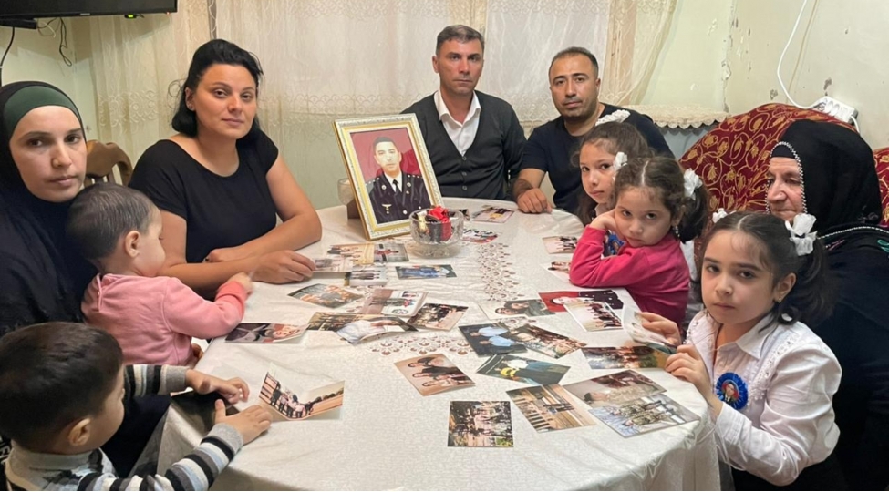shirvanda-shehid-ruslan-rustamovun-ailesi-ziyaret-edilib-foto