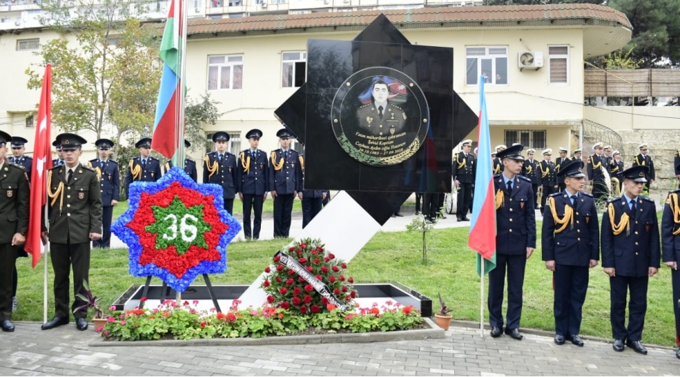 veten-muharibesi-tariximizin-shehid-qani-ile-yazilmish-shanli-sehifesidir-foto