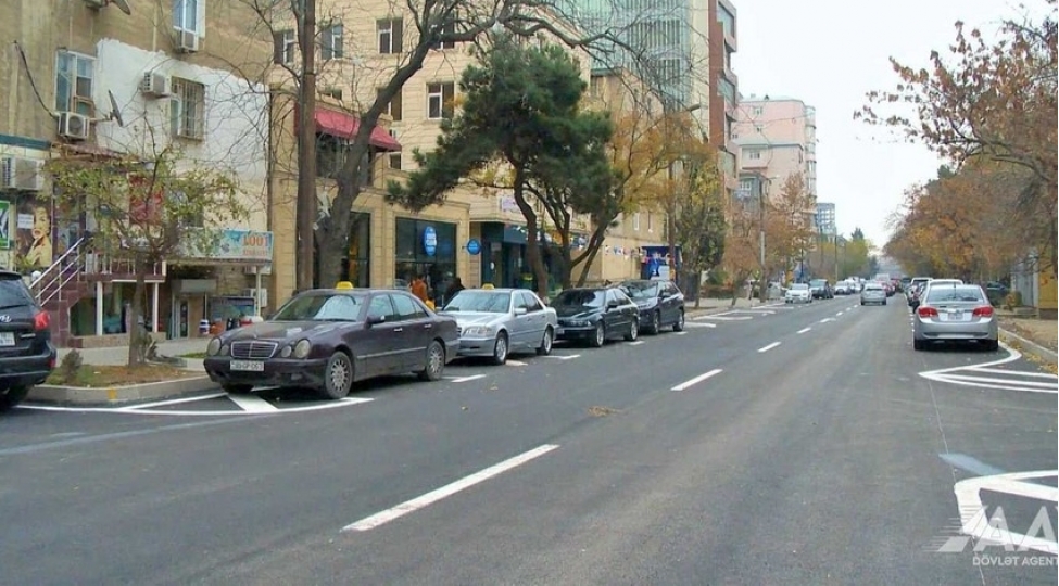 bakinin-aga-nemetulla-kuchesi-esasli-temir-edilib